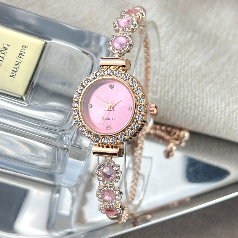 Fashion Style Quartz Watch for Women, Color Imitation Gemstone, Pullable Bracelet Girls Gift Stylish Wristwatch