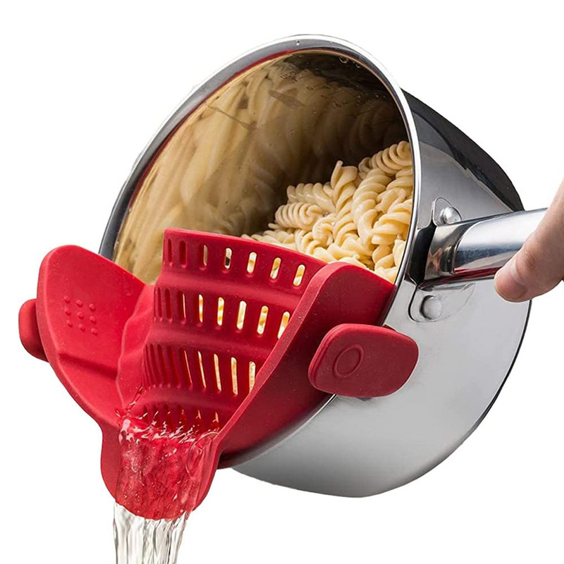 Clip On Silicone Strainer for Pots and Pans, Kitchen Drain Rack for Pasta, Noodles, Vegetables, Fruits, Colander Tool