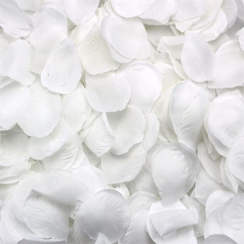 Fake White Rose Petals For Wedding Party Valentines Day Event Decorations 4