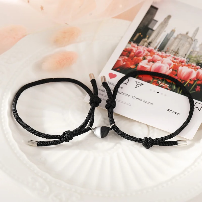 Elegant Silver Hand Rope Love Magnetic Bracelet For Couple And Friends Party Travel 3