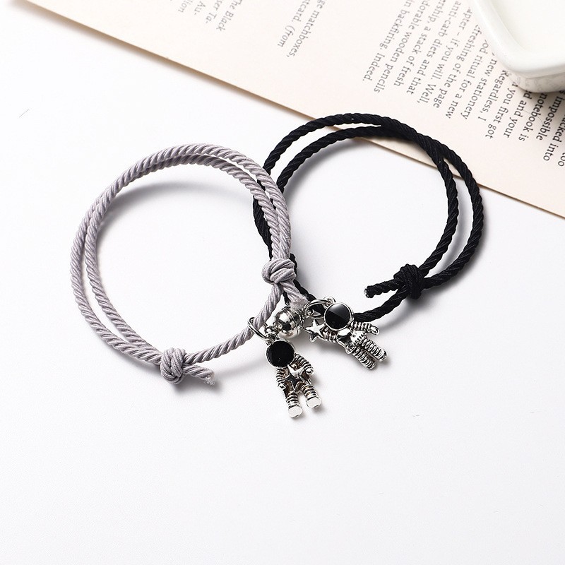 Magnetic Couple Bracelets For Men Women Adjustable Elastic Size Distance Bracelet With Astronaut Ch 2