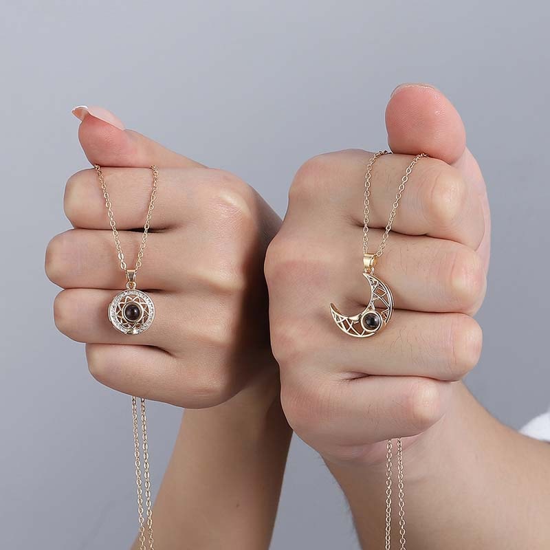 Magnetic Couple Necklace I Love You Heart Shape Projection Necklace Jewelry For Men And Women 3