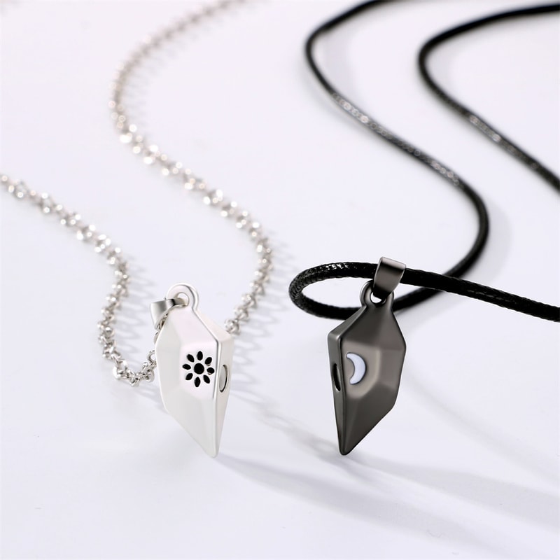 Trendy Magnetic Sun Moon Heart Necklace For Couple Women Heart Shaped Stitching Pendant DIY Jewelry 0