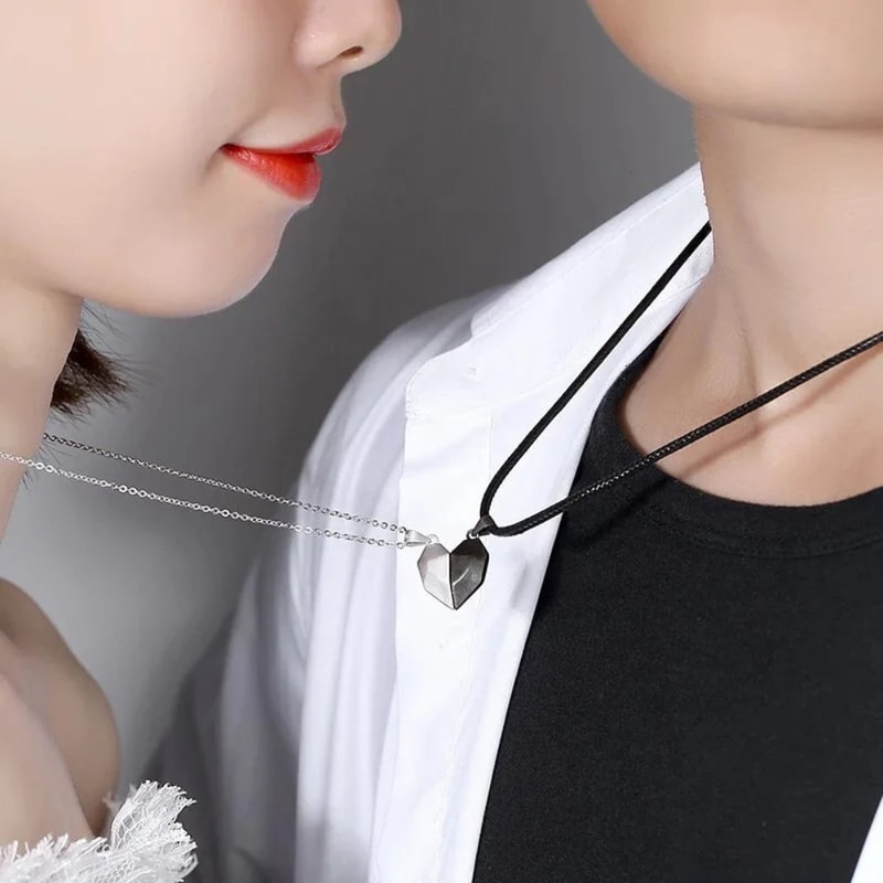 Fashion Couple Necklace Set Heart Magnetic Necklace For Couples Heart Combination Pendant Anniversa 1