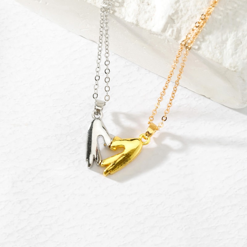 Heart Shaped Couple Necklace Key And Lock Fashionable Creative Magnetic Necklace Romantic Valentine 2