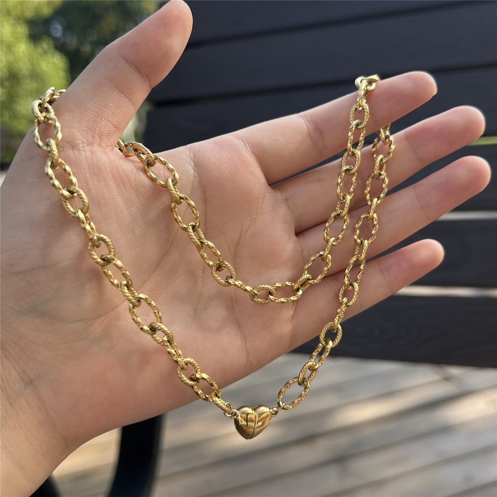 Stainless Steel Heart Pendant Necklaces New Style Magnetic Choker Jewelry For Women Girls 2