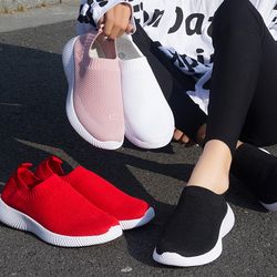 breathable spring women flat shoes, knitted sock sneakers, lightweight slip-on casual walking sneakers for women