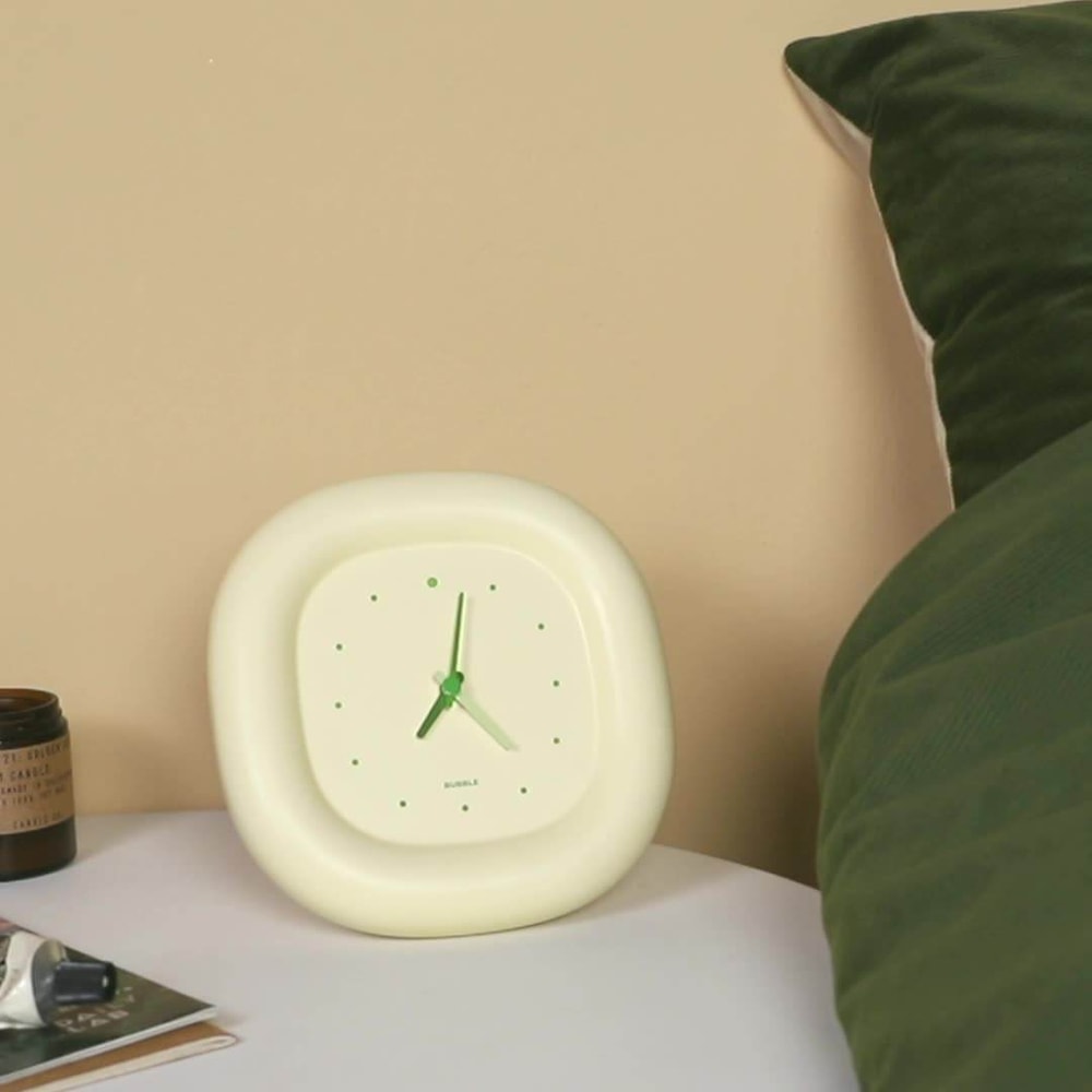 Bubble Design Wall Clock, Home Clock with Pointer Small Cute Interior Battery, Needle Clock for Bedroom or Living Room