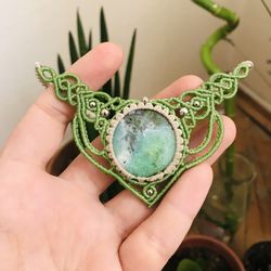 chrysoprase gemstone necklace