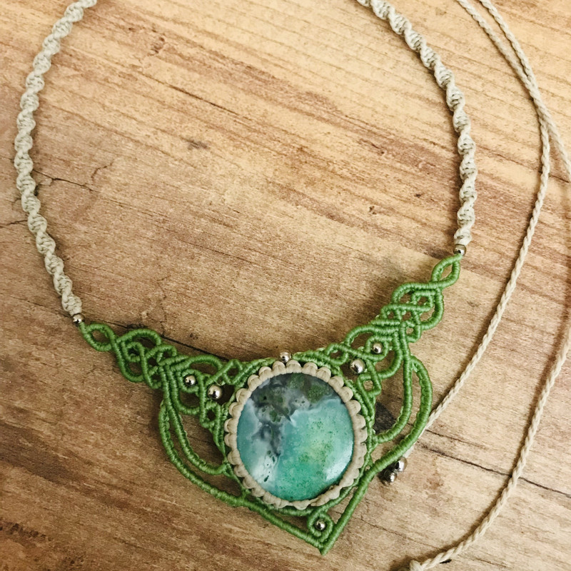 Chrysoprase Gemstone Necklace 4