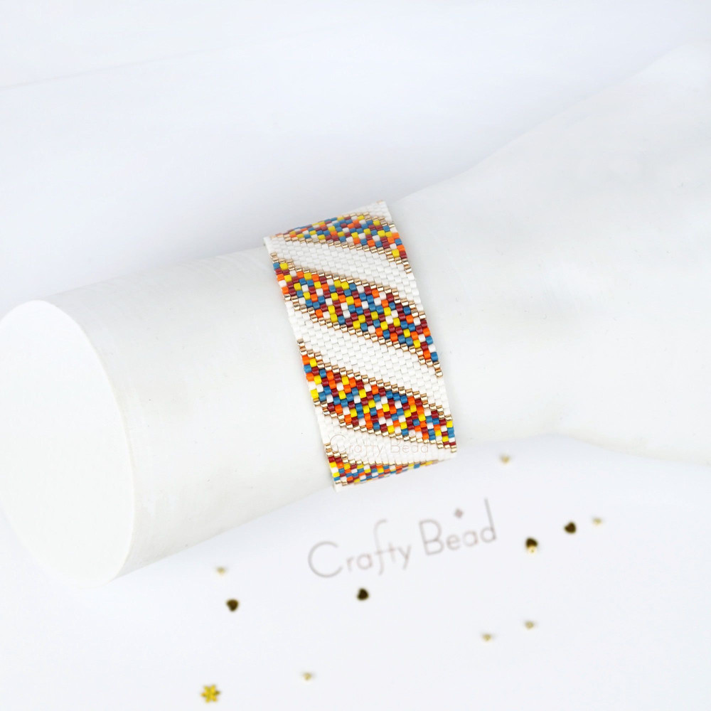 Peyote Pattern For Miyuki Bracelet With Colorful Mosaic Ribbons Design And Pinch Of Gold Beads Hand 7