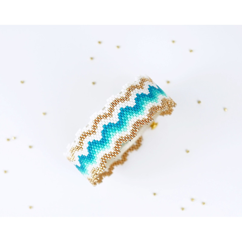Digital Peyoted Bracelet Pattern With A Design Reminiscent Of Hot Golden Sands And Azure Turquoise 0