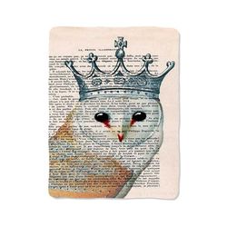 king owl paper print on blanket