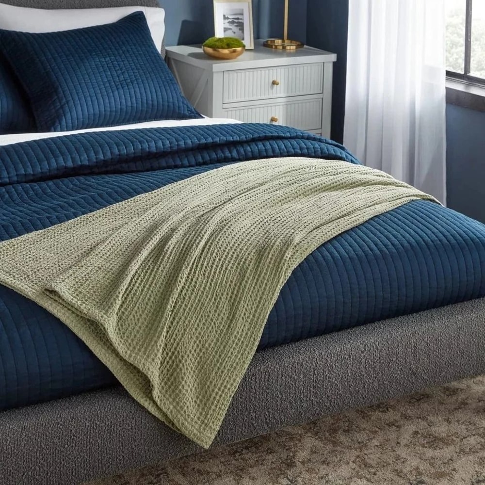 FullQueen Lyocell Waffle Blanket Green Threshold Cooling And Midweight Perfect For YearRound Comfo 0