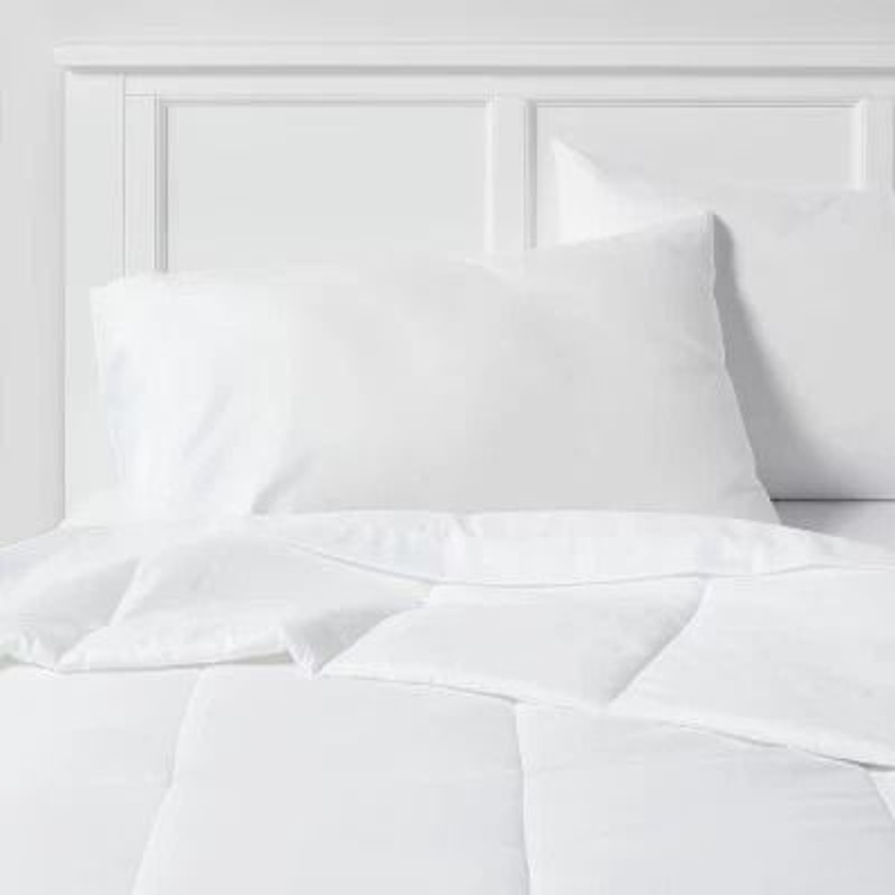 All Season Comforter Insert White FullQueen Room Essentials Soft Hypoallergenic Box Quilted YearRo 4