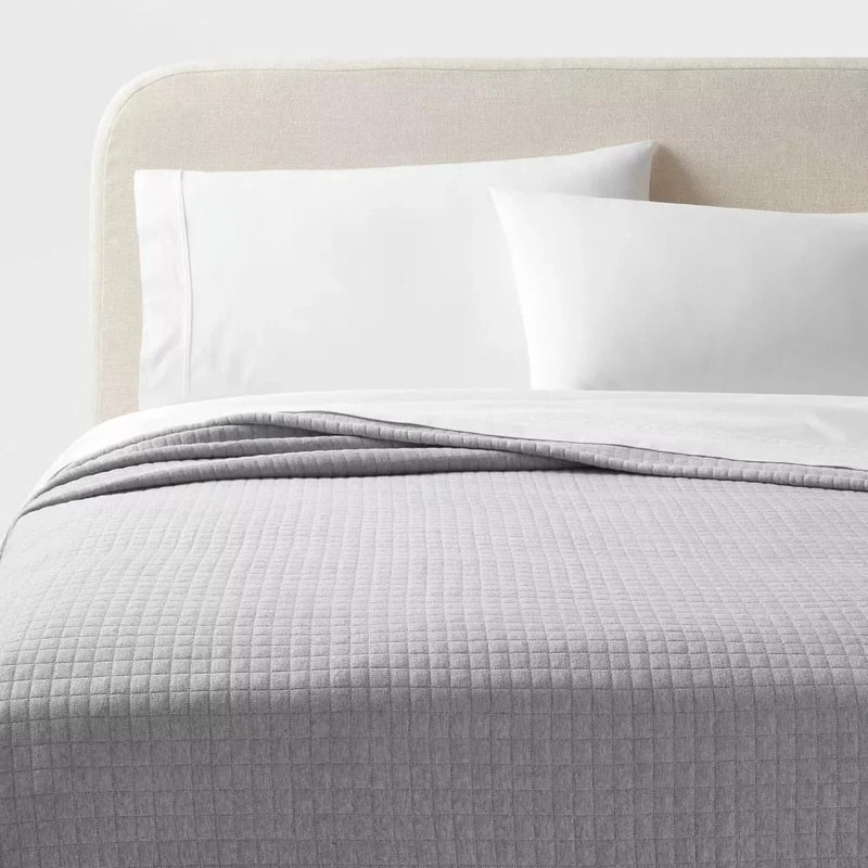 Soft FullQueen Jersey Quilt Heather Gray Cozy Polyester Fill Machine Washable Threshold 0