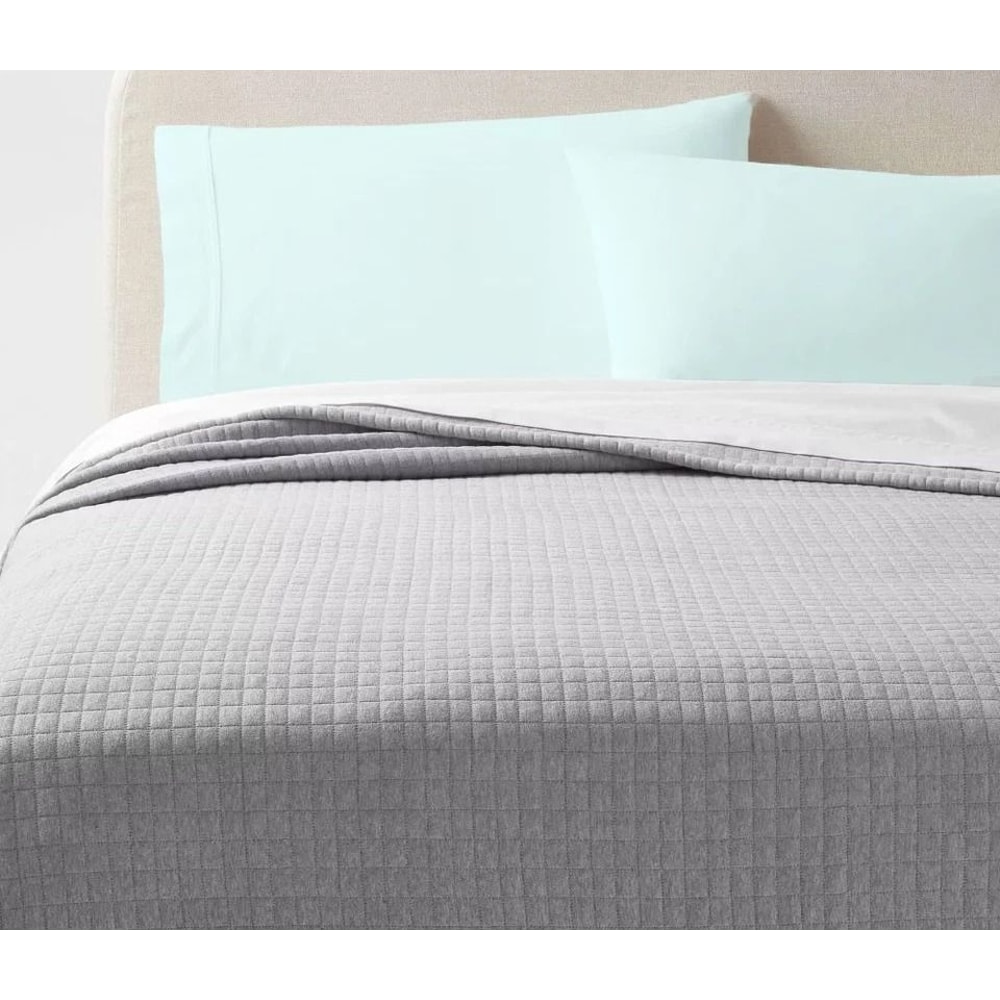 Soft FullQueen Jersey Quilt Heather Gray Cozy Polyester Fill Machine Washable Threshold 2