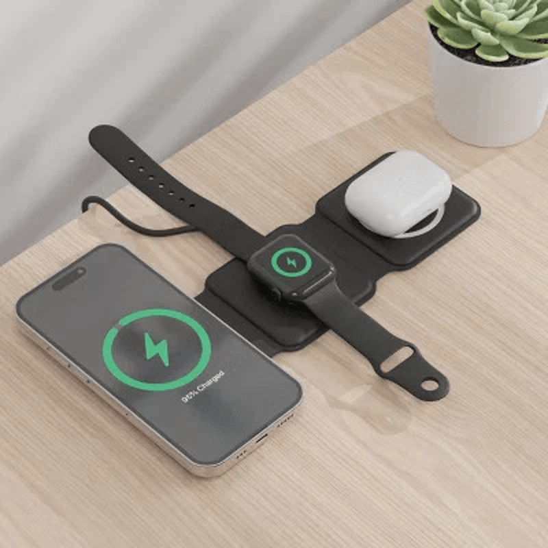 Wireless Portable Magnetic Wireless Charger Black MagSafe Compatible Fast Charging Station 2