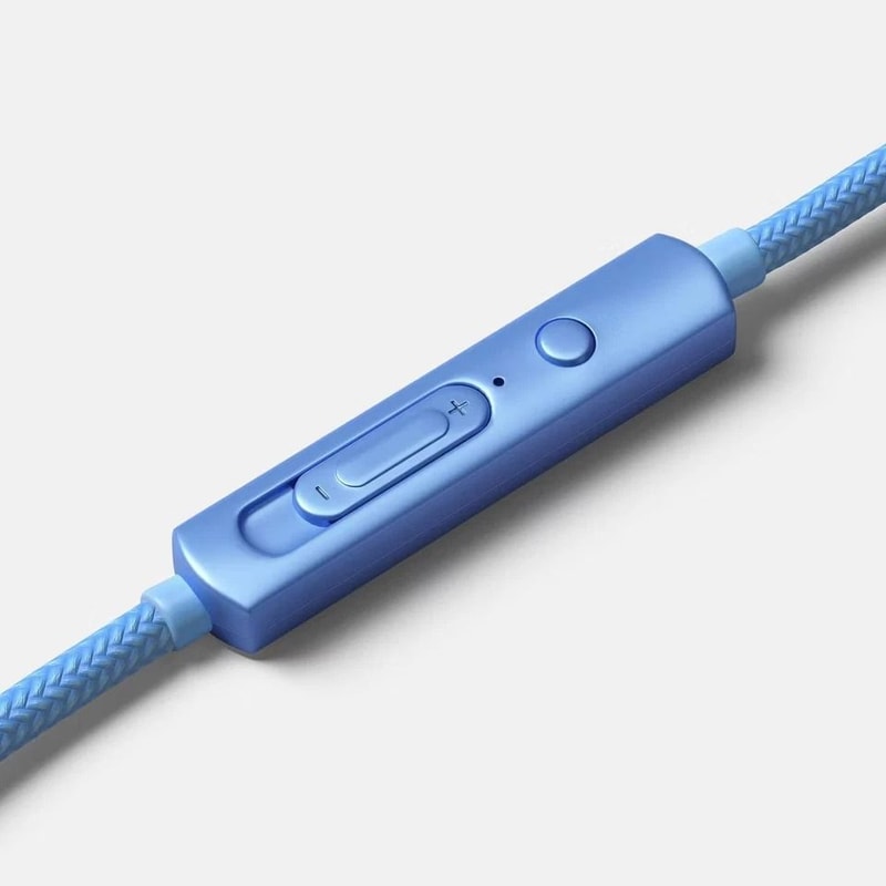 Wired OverEar Headphones BuiltIn Microphone Foam Cushions For Comfort HighQuality Sound 2