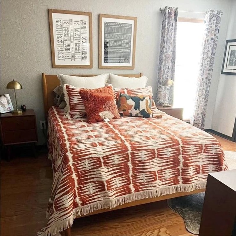 Groove Print King Quilt With Fringe Details WhiteBurnt Orange Lightweight And Machine Washable 2