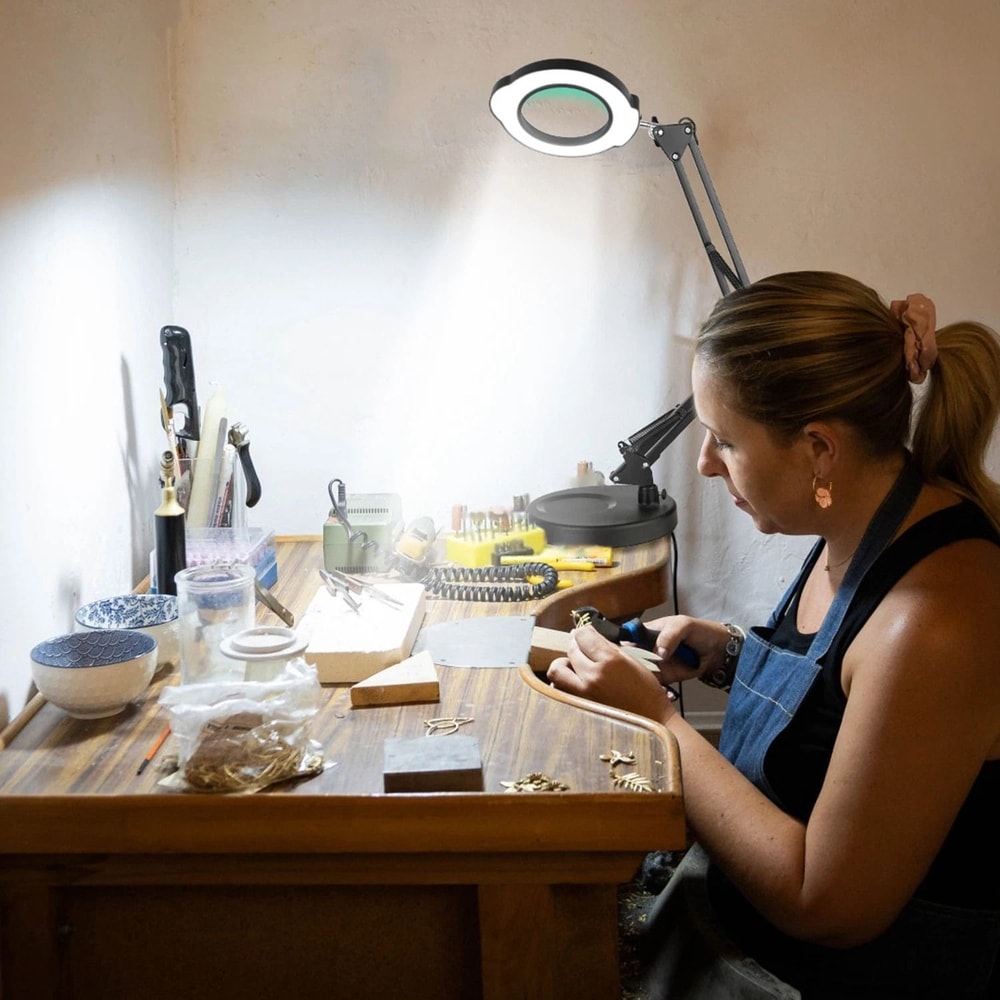Portable 10X Magnifying Glass Light Desk Lamp For Bedroom With Metal Clamp Magnifying Lamp 5