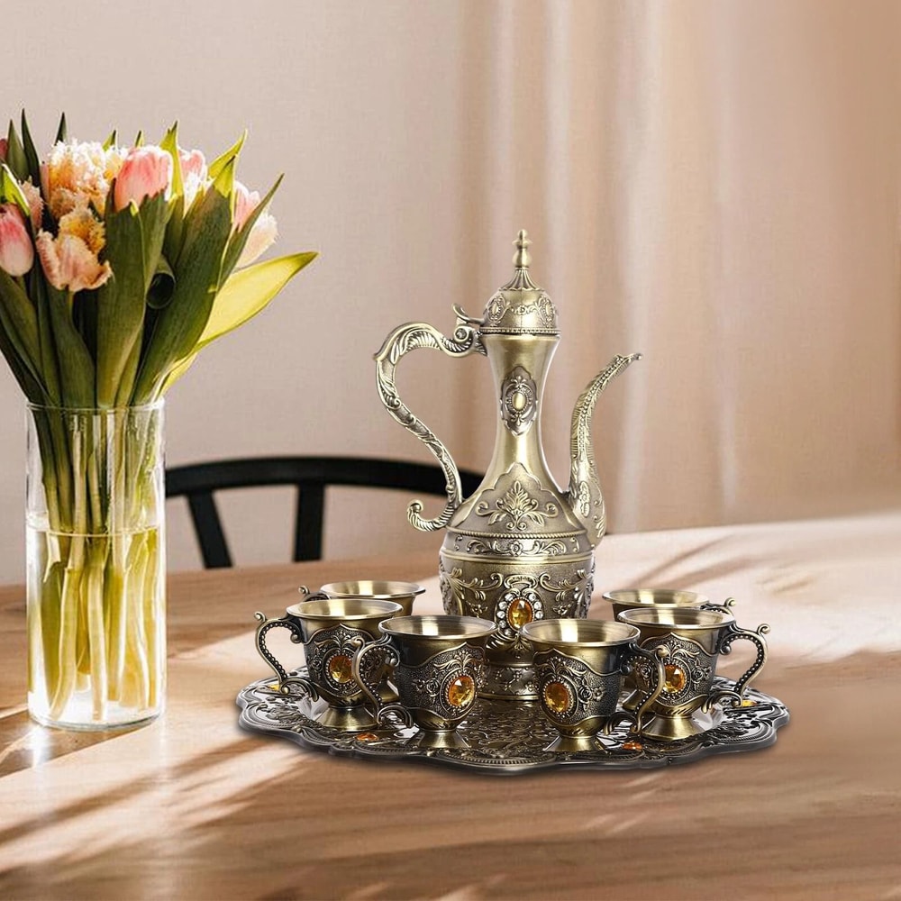 Vintage Tea Pot Set With Elegant Tea Set 1