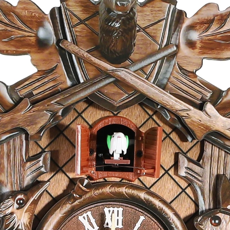Hunter Cuckoo Clock Vintage German Black Forest Wooden 2