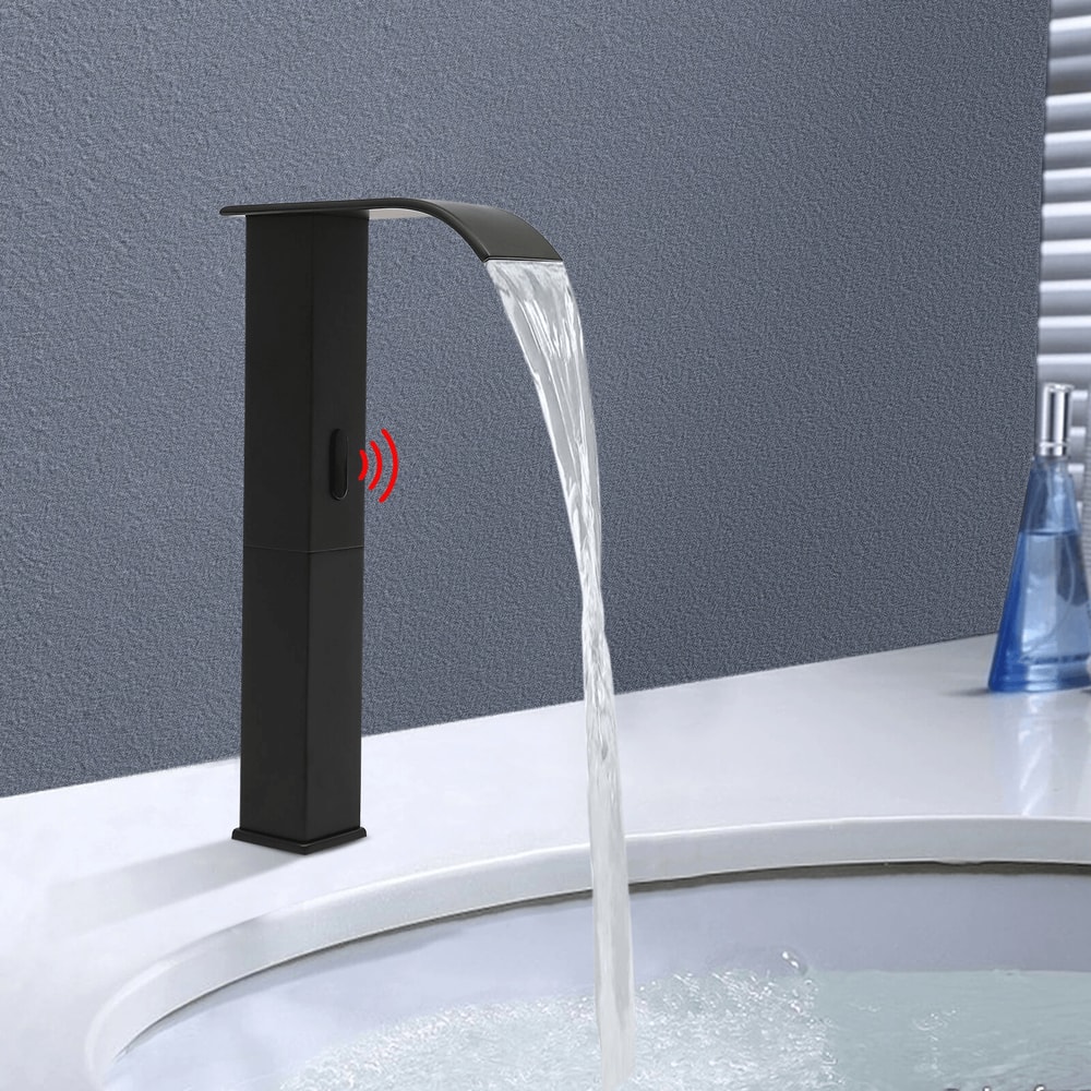 Sensor Faucet Black With Modern Design And Temperatureregulating Valve For Kitchens 0