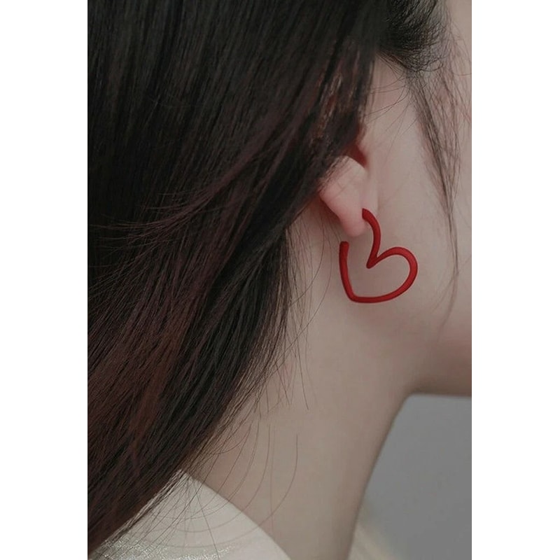 Elegant Hollow Love Heart Earrings Studs Women Sterling Silver Simple Design 0