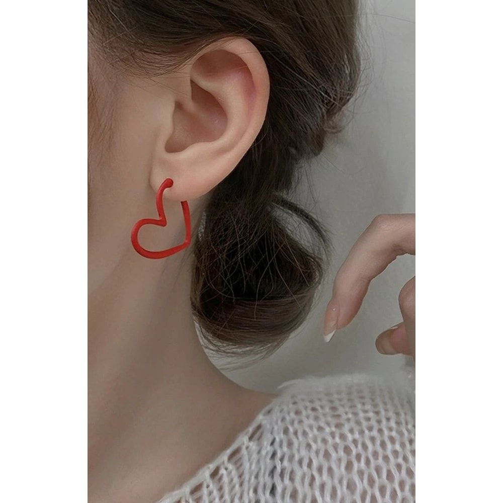 Elegant Hollow Love Heart Earrings Studs Women Sterling Silver Simple Design 1