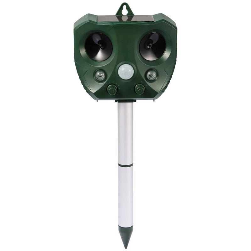 Solar Ultrasonic Pest Repeller For Rodents Squirrels Raccoons Solar Powered Animal Control 10