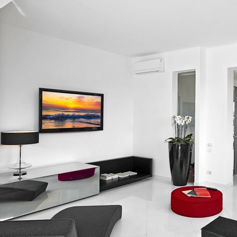 Flat TV Wall Mount Bracket With Tilt Swivel For TVs Adjustable Secure And SpaceSaving Mounting So 2