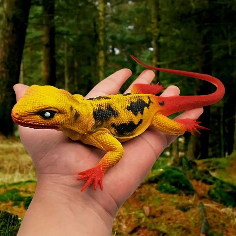 Realistic Fake Lizard Prop Toy Durable Garden Gag For Pranks 0
