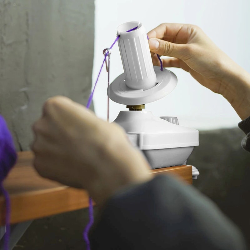 Lightweight Hand Operated Yarn Ball Winder With Portable Base Perfect For Knitting And Crocheting P 1