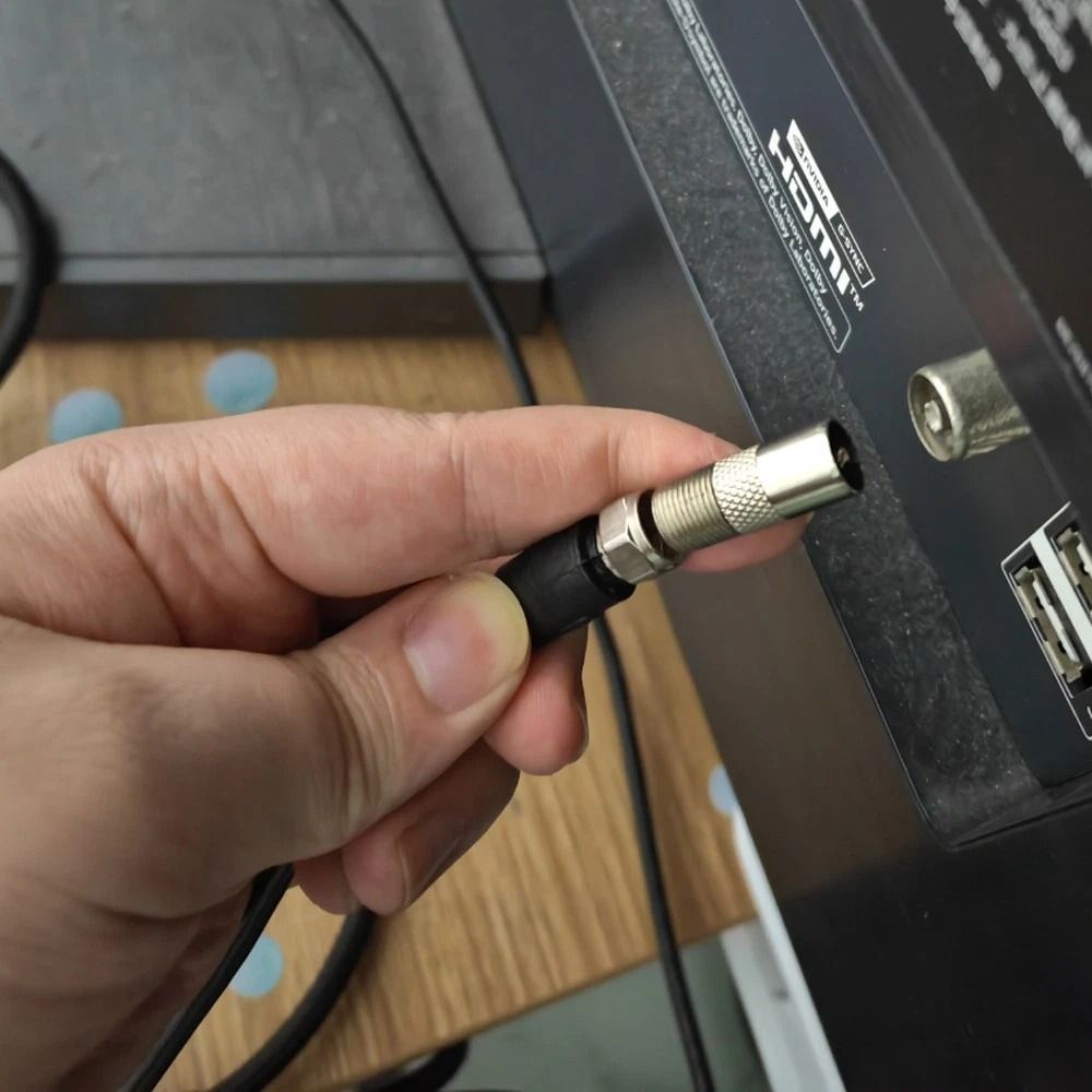 4K Outdoor TV Antenna For Local Channels UHF VHF Digital HDTV Reception 3