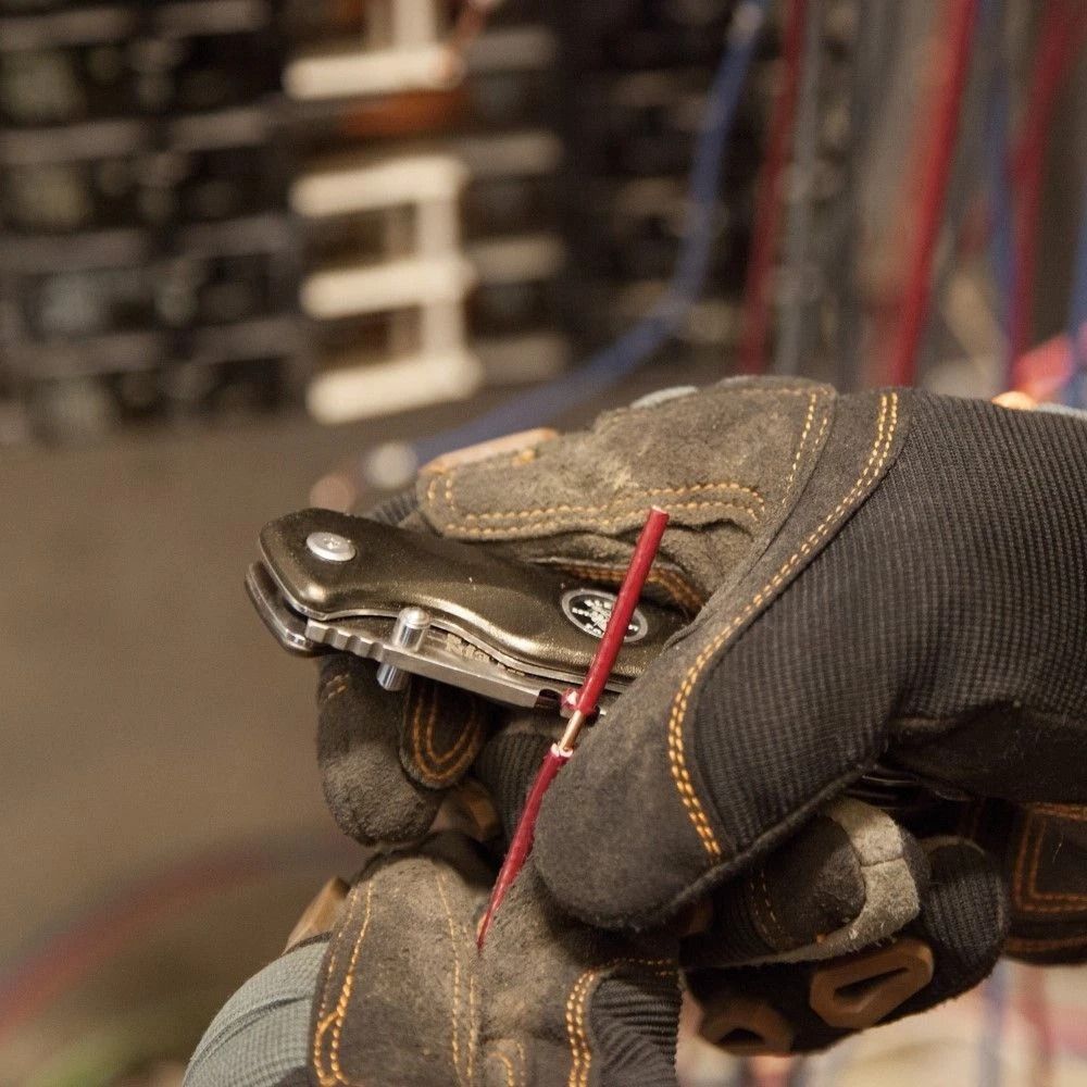 Electrician Pocket Knife With AWG Wire Stripper 1