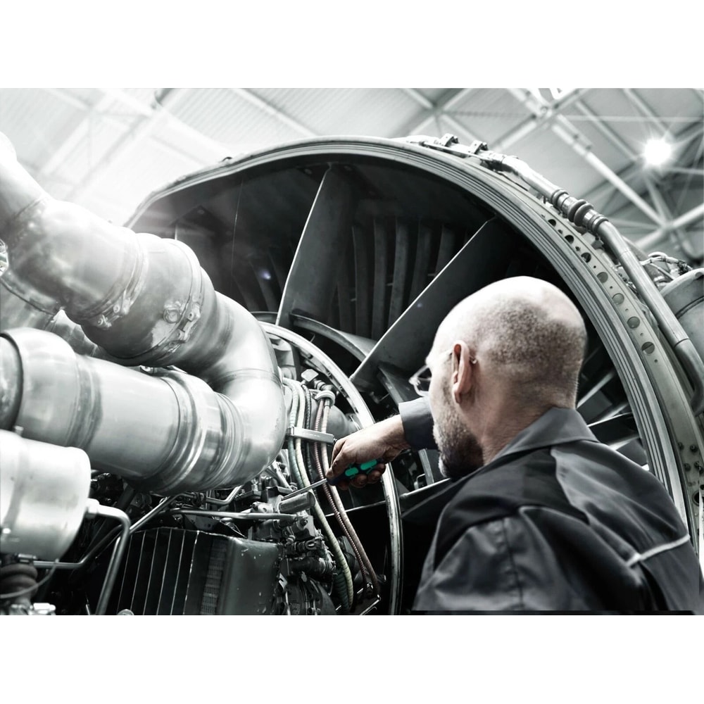 Wera PH2 Lasertip Phillips Screwdriver With Kraftform Plus Grip 6