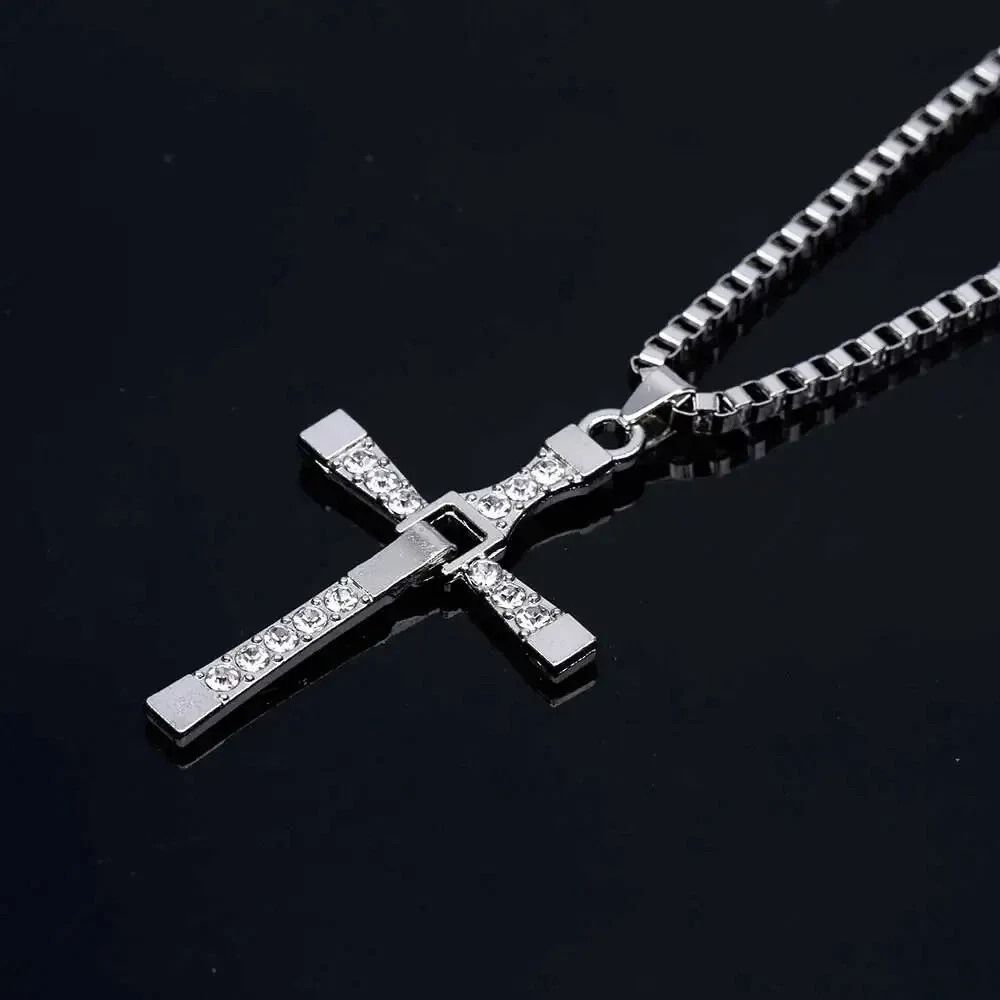 Classic Silver Rhinestone Jesus Cross Pendant Necklace For Men Crystal Jewelry 2