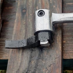 pry bar wrench adapter head for half shaft removal