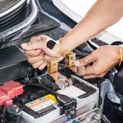 battery isolator switch disconnect for car, rv & vehicle power cut off kill switch