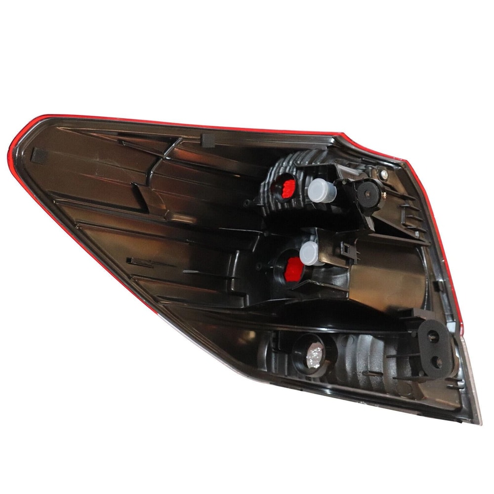 Subaru Outback Passenger Side Tail Lamp Right Rear Outer Assembly 3