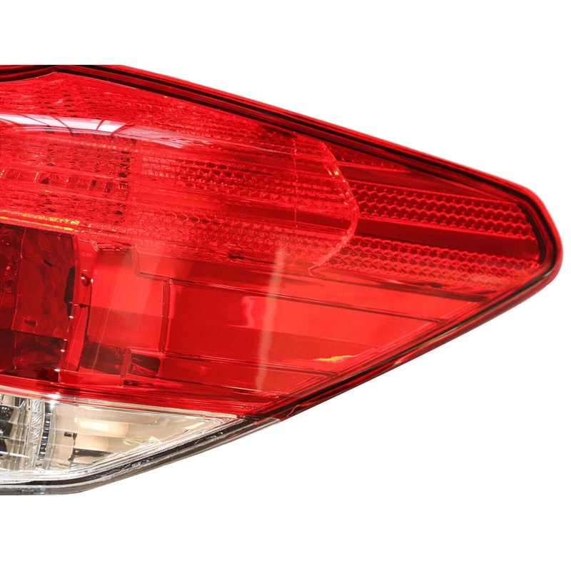 Subaru Outback Passenger Side Tail Lamp Right Rear Outer Assembly 5