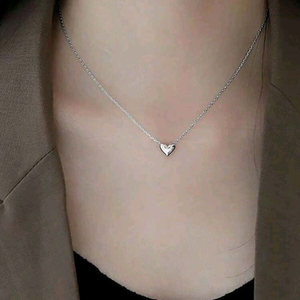 Fashionable Minimalist Heart Pendant Necklace For Women 0