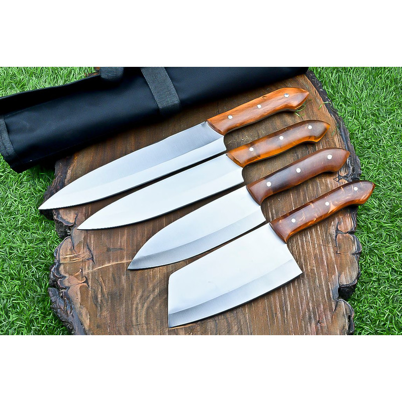 Custom Handmade D2 Steel Blades Kitchen Knife Set Chef Knives Set with Stylish Resin Handle 1