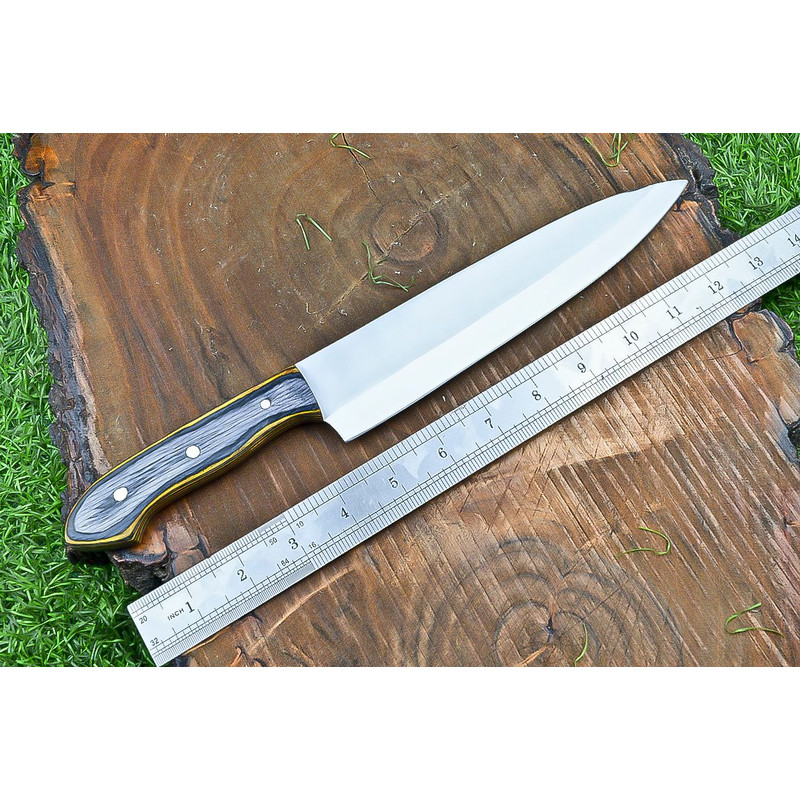 Custom Handmade D2 Steel Blades Kitchen Knife Set Chef Knives Set with Stylish Pakka Wood Handle 7