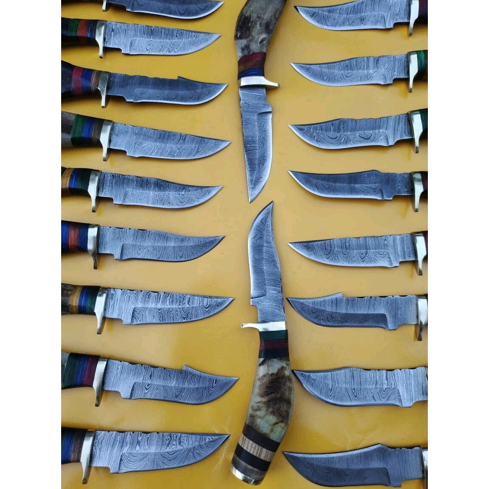 Lot Of 20 6 Inch Handmade Damascus Steel Skinner Knives Ram Horn Free Sheath 13