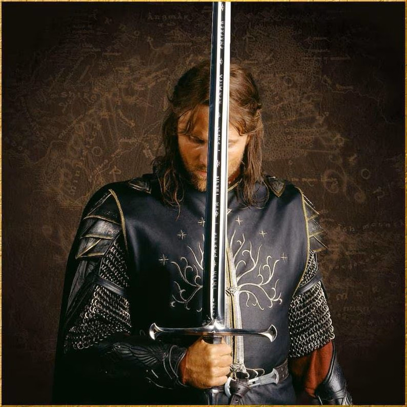 Handmade Sword  HAND FORDED Viking Master Sword 1