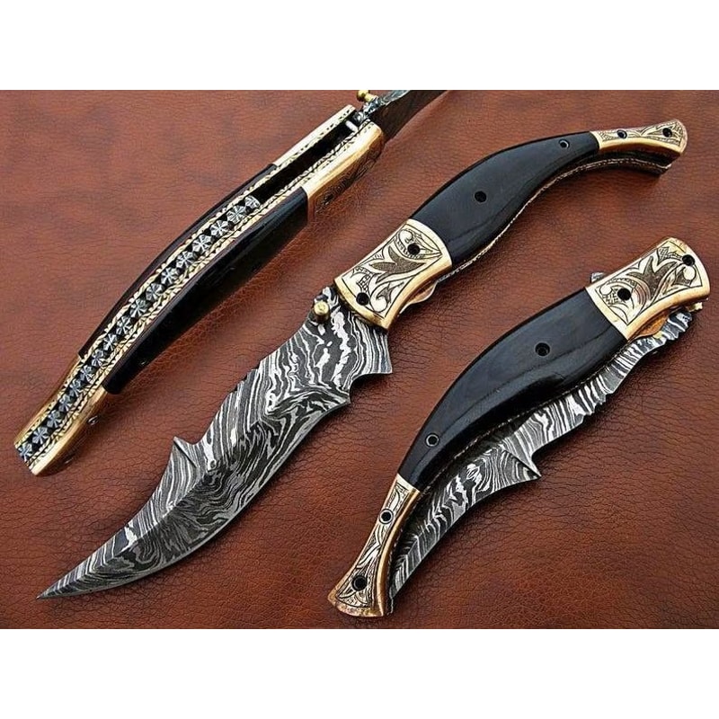 Handmade Damascus Steel Pocket Folding Knife Ram Horn Handle 0