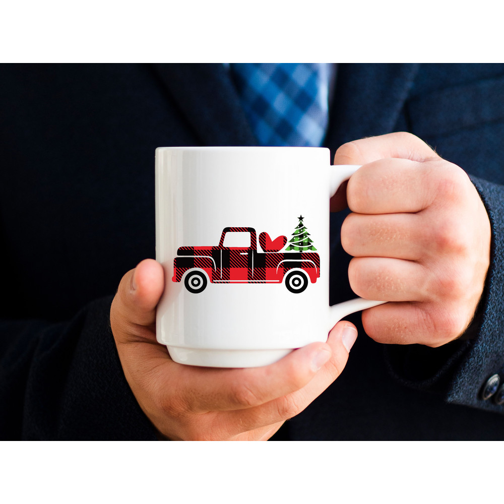 Truck With Christmas Tree 2