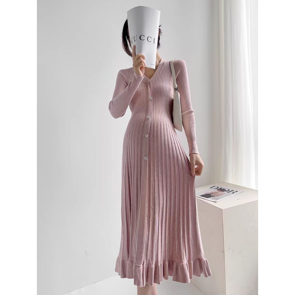 Autumn Winter Maternity Dress, V-Neck Knitted Long Dress for Pregnancy with Fishtail Pleated Hem, Single-Breasted Design